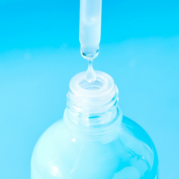 Isle Of Paradise HYGLO Body Serum Tanning Drops - Picture 3 of 8